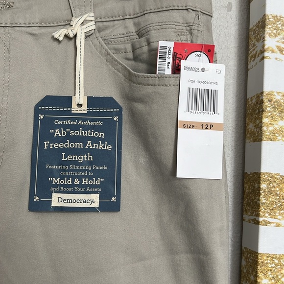 Democracy Ab Solution Freedom Ankle Length Taupe Jeans Size 12P - Picture 5 of 11